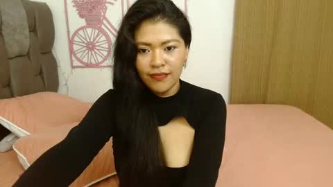 Snapshot of sarahsweetty chatting on 02/23/25, 09:44 Sarah online show from 02/23/25, 09:44