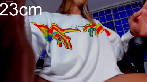 sarahunter1 online show from 09/09/25, 10:53