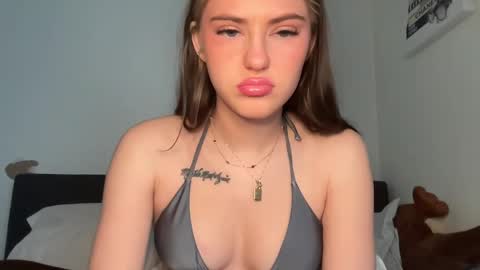 SarahxOliver online show from 11/22/25, 03:33