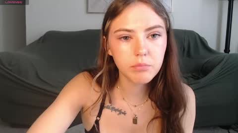 SarahxOliver online show from 05/26/26, 02:13
