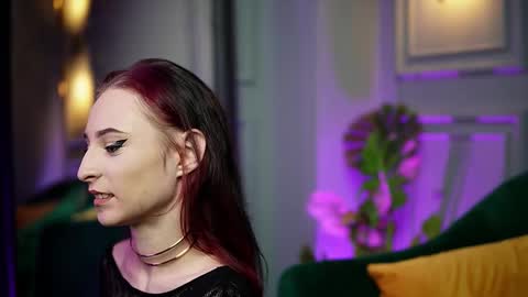  Sarai  online show from 11/05/25, 10:10