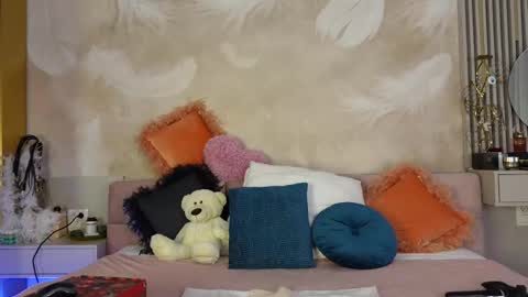 Snapshot of sarajennyfer chatting on 05/02/26, 05:01 Jenny online show from 05/02/26, 05:01