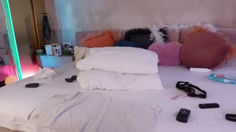 Jenny online show from 07/07/26, 05:43