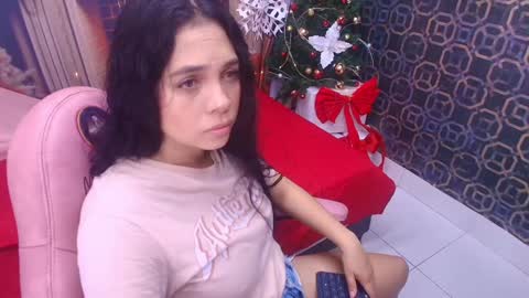 Sara  online show from 12/29/24, 12:01