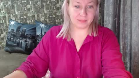 Sara online show from 02/17/25, 10:36