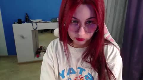 Sara online show from 03/25/26, 01:06