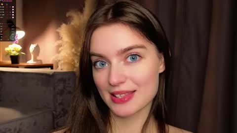 Snapshot of sarakinsly chatting on 12/03/25, 03:10 Rosie online show from 12/03/25, 03:10