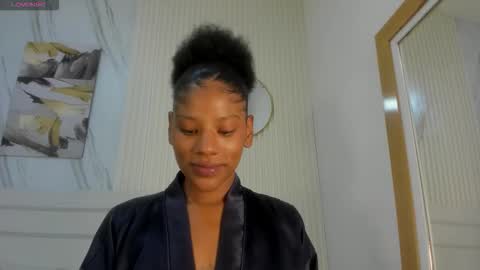 Snapshot of saralewwis chatting on 03/14/26, 10:32 Sara Lewis online show from 03/14/26, 10:32