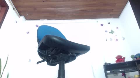 Saraloves online show from 01/08/25, 12:15