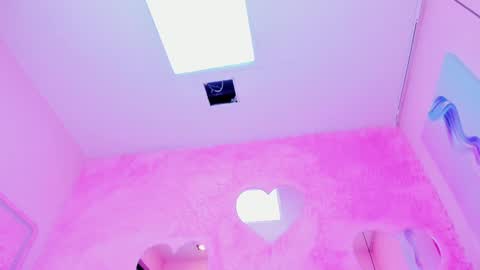   online show from 01/04/25, 10:24