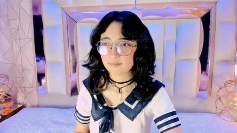 sara  online show from 11/03/25, 05:52