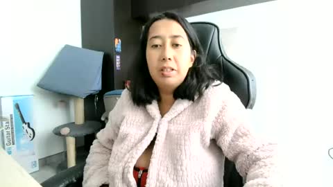 saramass online show from 06/15/26, 07:38