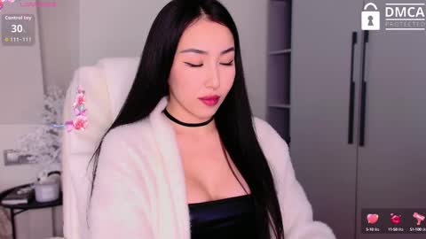 Snapshot of saranmia chatting on 10/02/25, 08:10 Mia online show from 10/02/25, 08:10