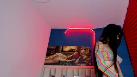  Sara  online show from 12/26/24, 12:16