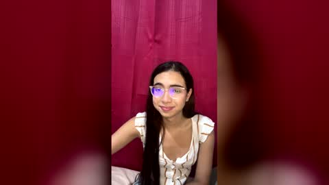 Snapshot of sarasaenz999 chatting on 04/12/26, 03:44 sarasaenz999 online show from 04/12/26, 03:44
