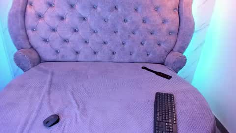   online show from 01/22/25, 05:28