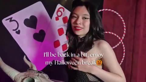   online show from 10/13/25, 11:54