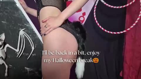   online show from 10/14/25, 11:44