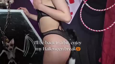   online show from 10/25/25, 11:29