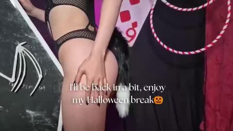   online show from 10/28/25, 11:03