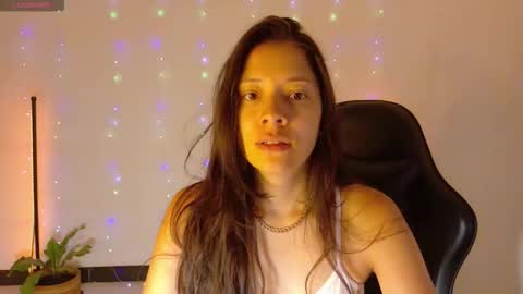 Snapshot of sarasavaagee chatting on 01/10/26, 11:56 Sara online show from 01/10/26, 11:56