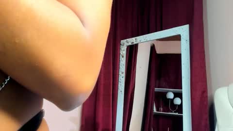 ZaraSolei online show from 10/11/25, 12:58