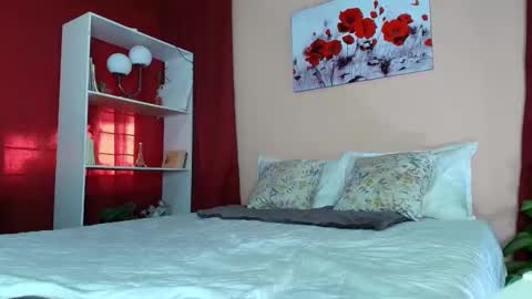 ZaraSolei online show from 10/27/25, 10:03