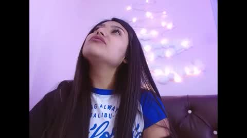 sarastonesx online show from 12/05/24, 03:04