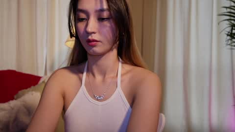Snapshot of sarasuo chatting on 03/04/25, 09:29 Shara online show from 03/04/25, 09:29
