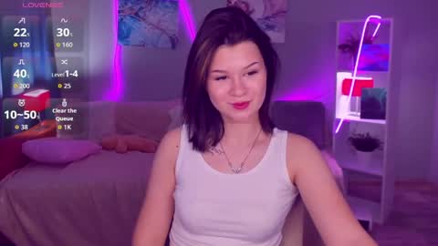 Snapshot of saravivid chatting on 05/23/26, 06:40 SaraVivid online show from 05/23/26, 06:40