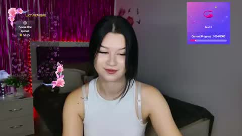 SaraVivid online show from 07/10/26, 08:18