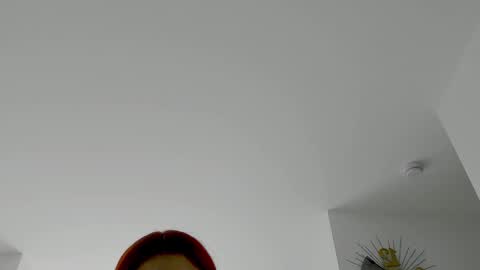 Saray  online show from 10/27/25, 07:18