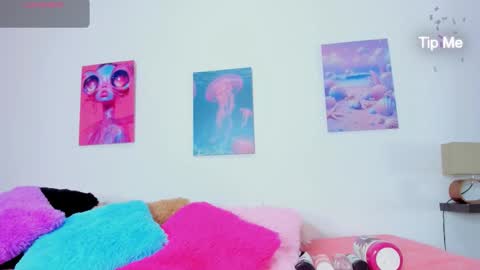 Snapshot of saray_rivas18 chatting on 11/10/25, 11:20 saray 18 online show from 11/10/25, 11:20