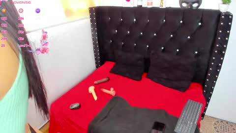 Saray online show from 03/03/25, 02:48
