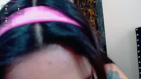 Saray online show from 10/12/25, 03:33