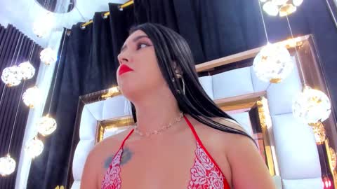 Saray online show from 10/30/25, 07:47