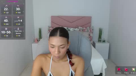 Saray Vega online show from 10/25/25, 07:41