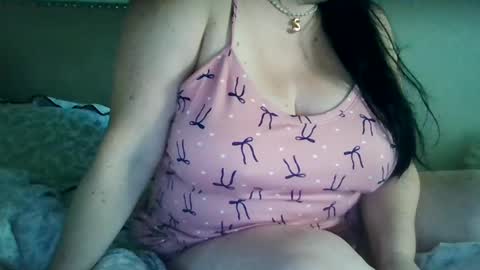 Sara online show from 09/28/25, 01:16