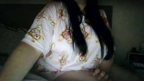 Snapshot of saretta46 chatting on 11/16/25, 01:44 Sara online show from 11/16/25, 01:44