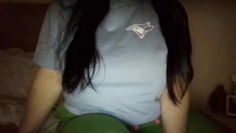 Snapshot of saretta46 chatting on 11/26/25, 12:11 Sara online show from 11/26/25, 12:11