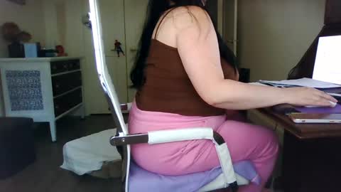 Sara online show from 06/26/26, 04:55