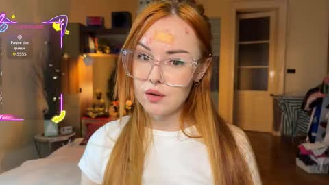 Snapshot of sargonium909 chatting on 10/20/25, 05:46 Veronika online show from 10/20/25, 05:46