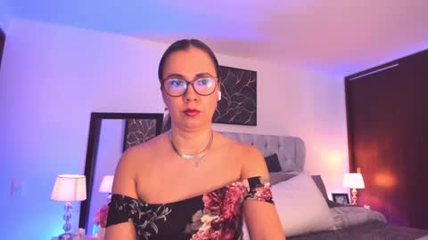 Snapshot of sarhamccormick chatting on 02/02/26, 12:48 sarha online show from 02/02/26, 12:48