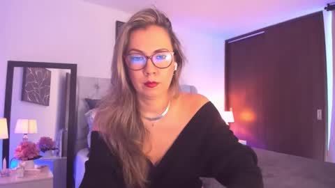 Snapshot of sarhamccormick chatting on 03/10/26, 12:43 sarha online show from 03/10/26, 12:43