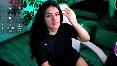 Sari  online show from 09/27/25, 10:04