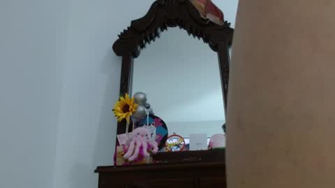 Sara online show from 07/27/26, 05:31