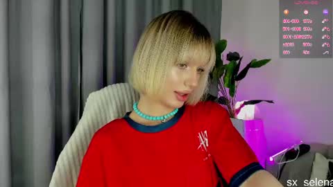 Your Selena 3 online show from 06/19/26, 03:00