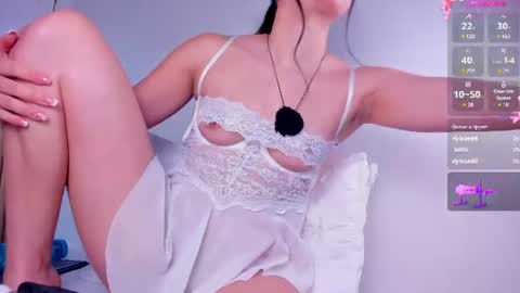 Snapshot of sarita__gomez chatting on 07/10/26, 05:34 Sarita online show from 07/10/26, 05:34