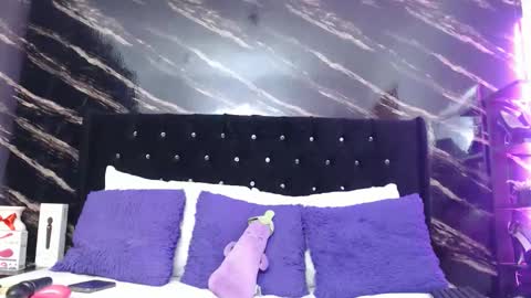 Snapshot of sarita_multisquirt chatting on 04/19/26, 04:56 Sara online show from 04/19/26, 04:56