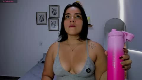 Snapshot of saritadolly_ chatting on 01/31/26, 07:56 Sara Cute online show from 01/31/26, 07:56
